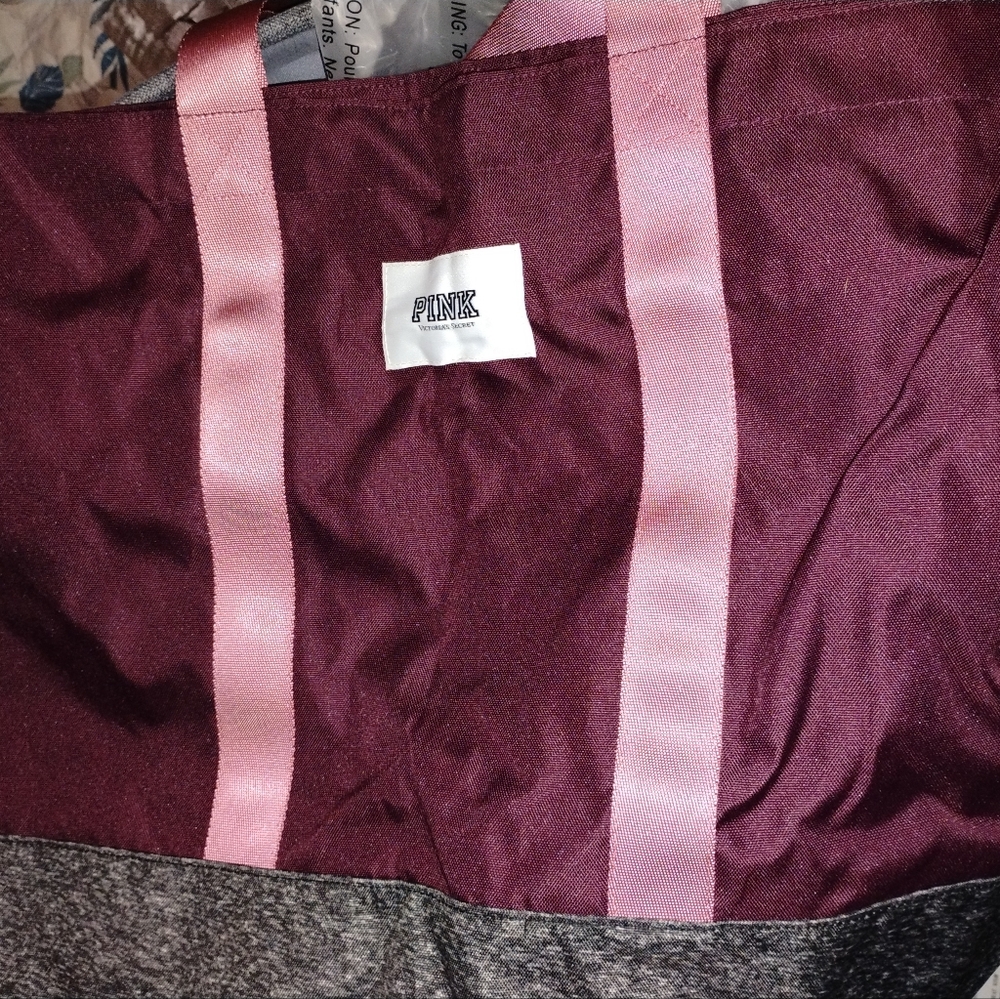 EUC Victoria’s Secret PINK Weekender‎ Burgundy and Rose Tote Bag